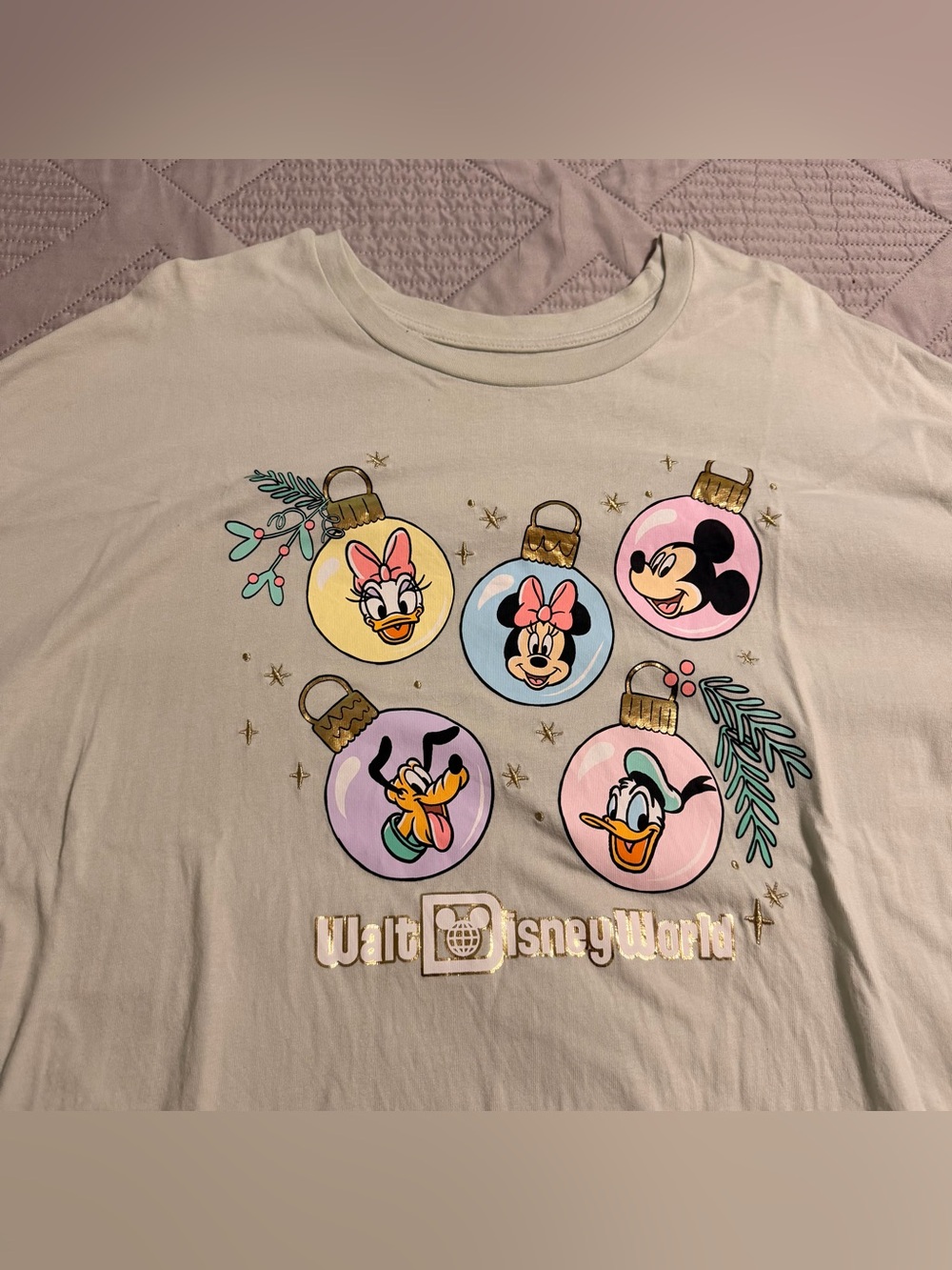 Walt Disney World Mickey and Friends Holiday Christmas Ornament Shirt 2X